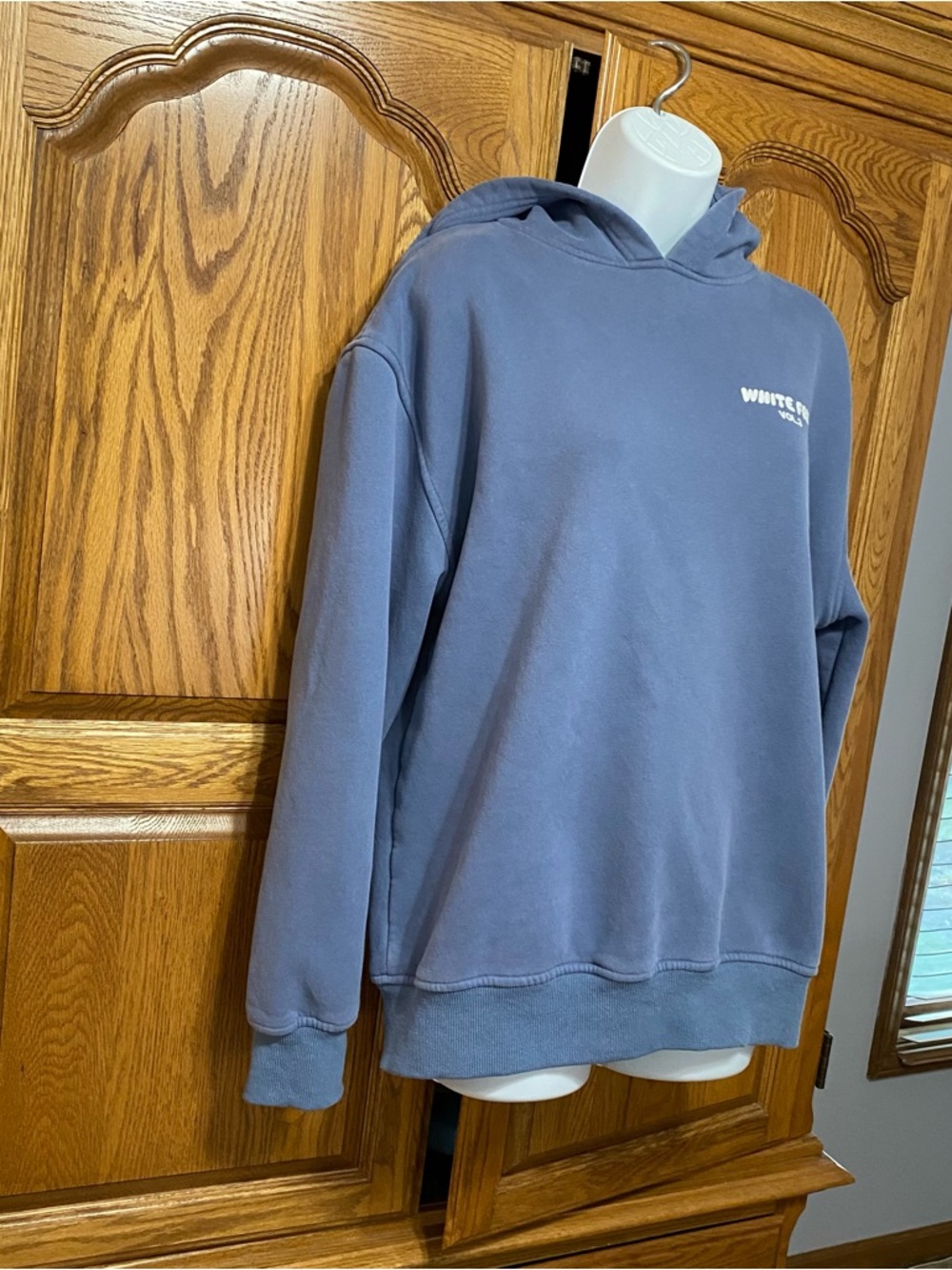 White Fox Vol.3 Women's Oversized Pullover Hoodie Size S/M Ocean Blue/White - Picture 11 of 16